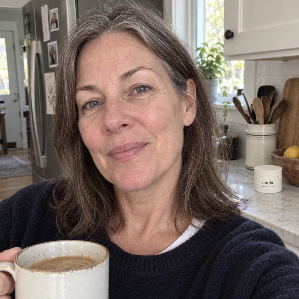 Elena, 44